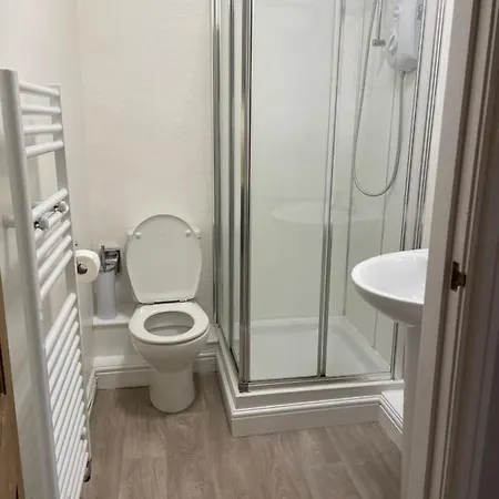 招待所 The At 伯恩萨尔